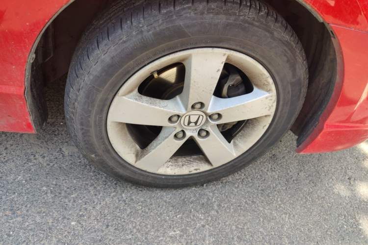 Used CIIMO 2012 1.8L Automatic Right Front Wheel Hub
