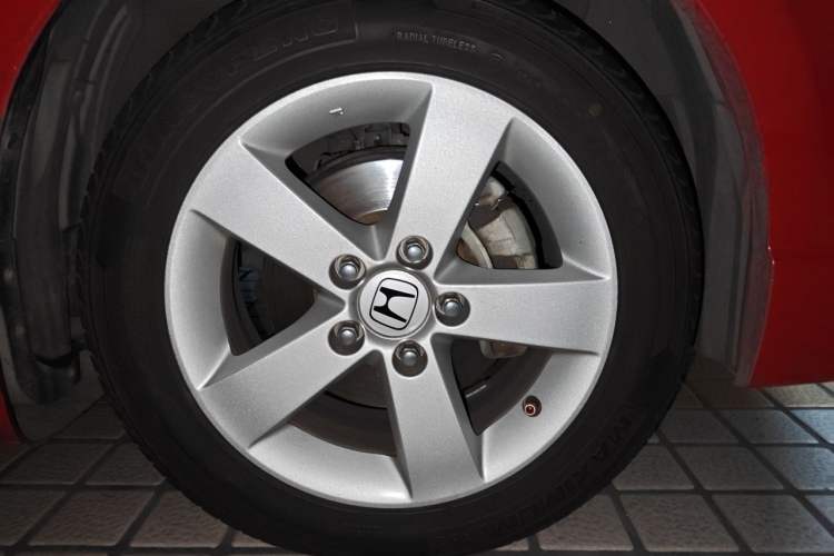 Used CIIMO 2012 1.8L Automatic Right Front Wheel Hub