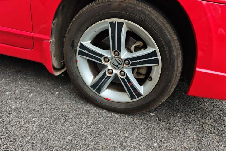 Used CIIMO 2012 1.8L Automatic Right Front Wheel Hub