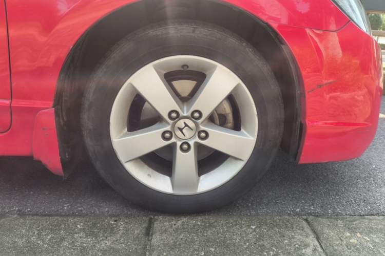 Used CIIMO 2012 1.8L Automatic Right Front Wheel Hub