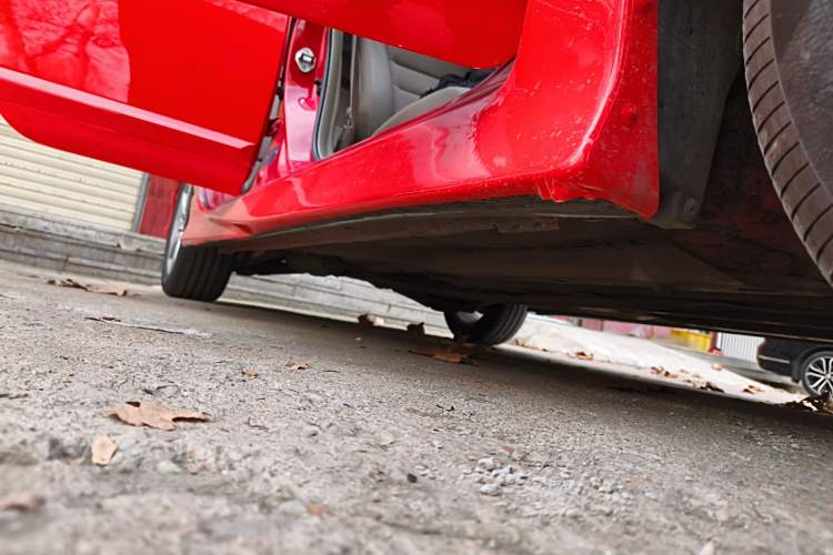 Used CIIMO 2012 1.8L Automatic Right Side Sill