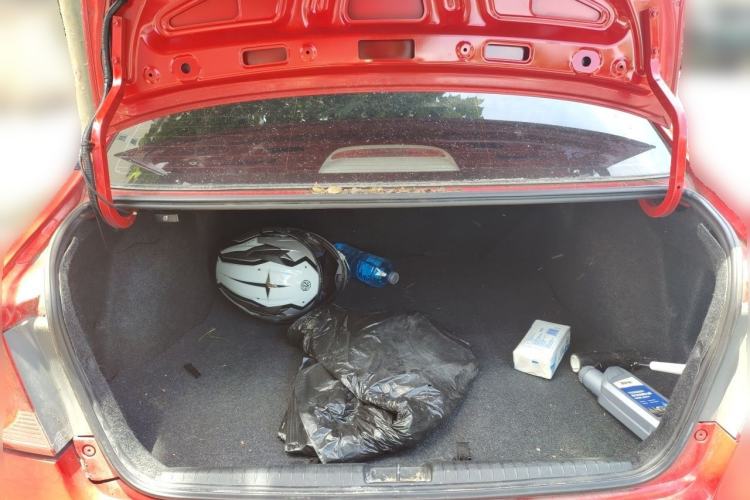 Used CIIMO 2012 1.8L Automatic Trunk