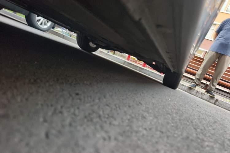 Used CIIMO 2012 1.8L Automatic Chassis Front Left