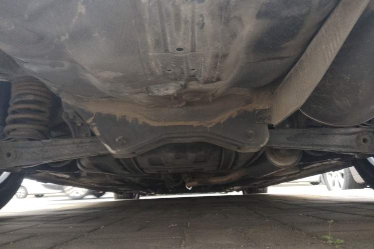 Used CIIMO 2012 1.8L Automatic Chassis Rear
