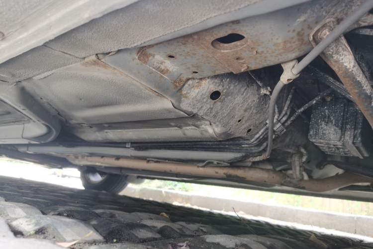 Used CIIMO 2012 1.8L Automatic Chassis Rear Left