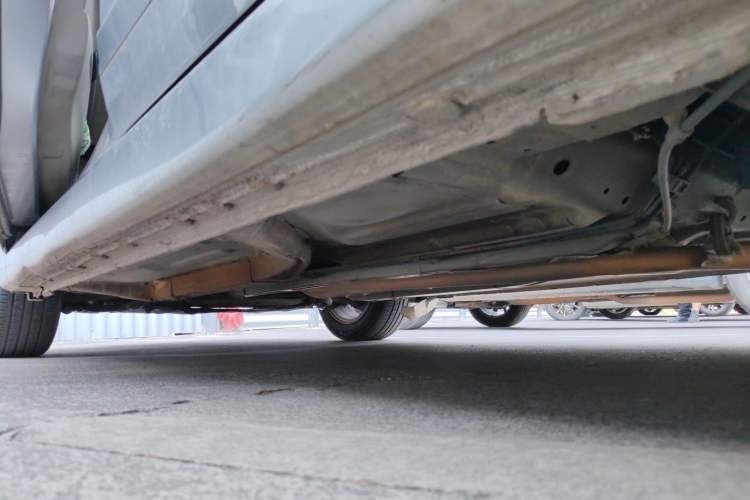 Used CIIMO 2012 1.8L Automatic Chassis Rear Left