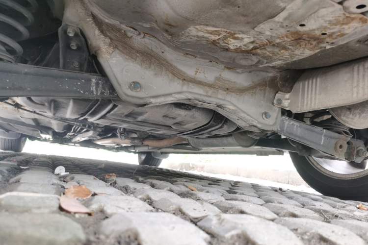 Used CIIMO 2012 1.8L Automatic Chassis Rear