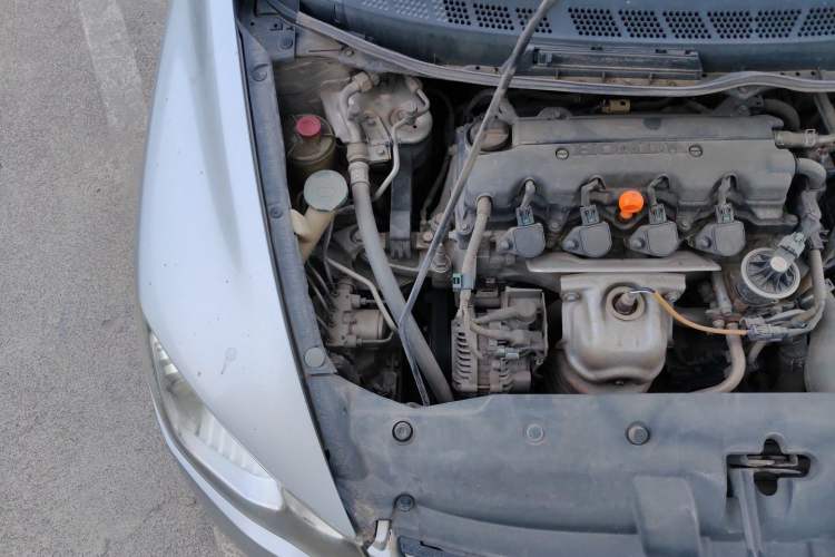 Used CIIMO 2012 1.8L Automatic Engine Bay Right