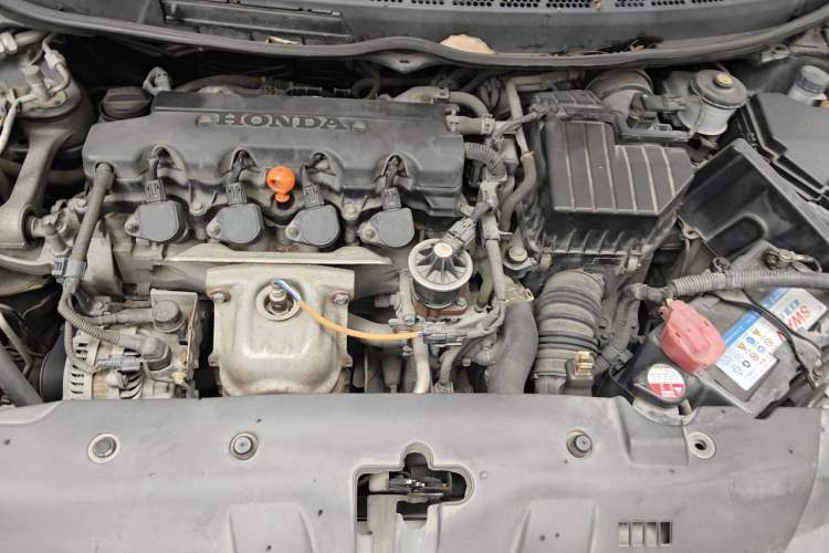 Used CIIMO 2012 1.8L Manual Engine Bay