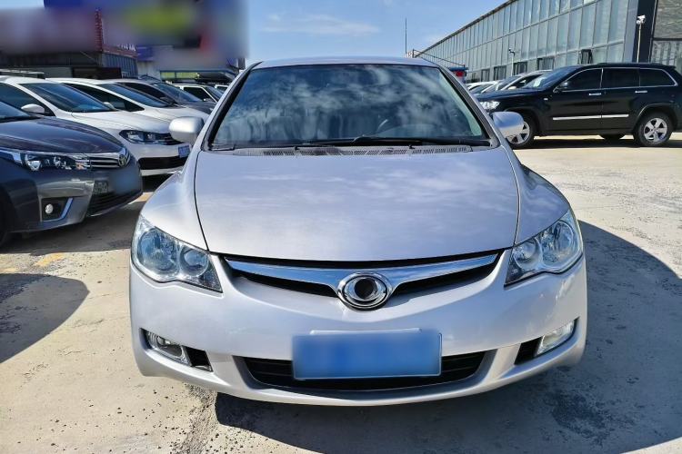 Used CIIMO 2012 1.8L Automatic Exterior 1