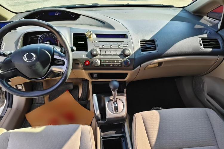 Used CIIMO 2012 1.8L Automatic Interior 1