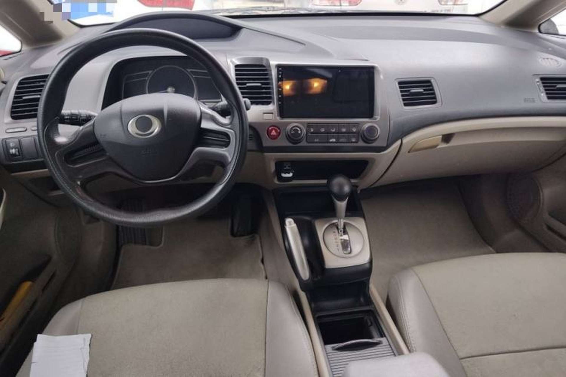 Used CIIMO 2012 1.8L Automatic Interior 2
