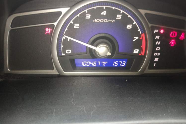 Used CIIMO 2012 1.8L Automatic Odometer Close Up