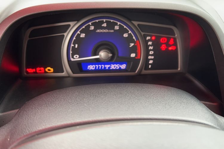 Used CIIMO 2012 1.8L Automatic Odometer Close Up