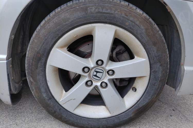Used CIIMO 2012 1.8L Automatic Right Front Wheel Hub