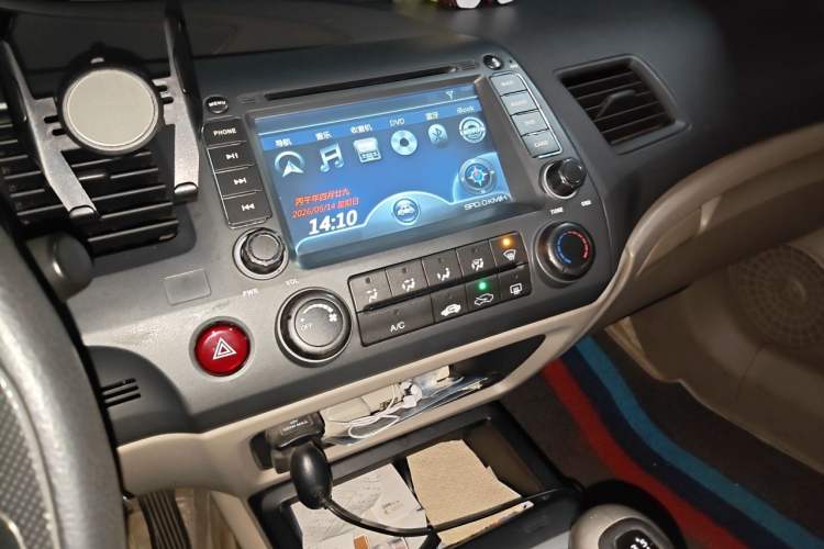 Used CIIMO 2012 1.8L Manual Audio And AC Panel