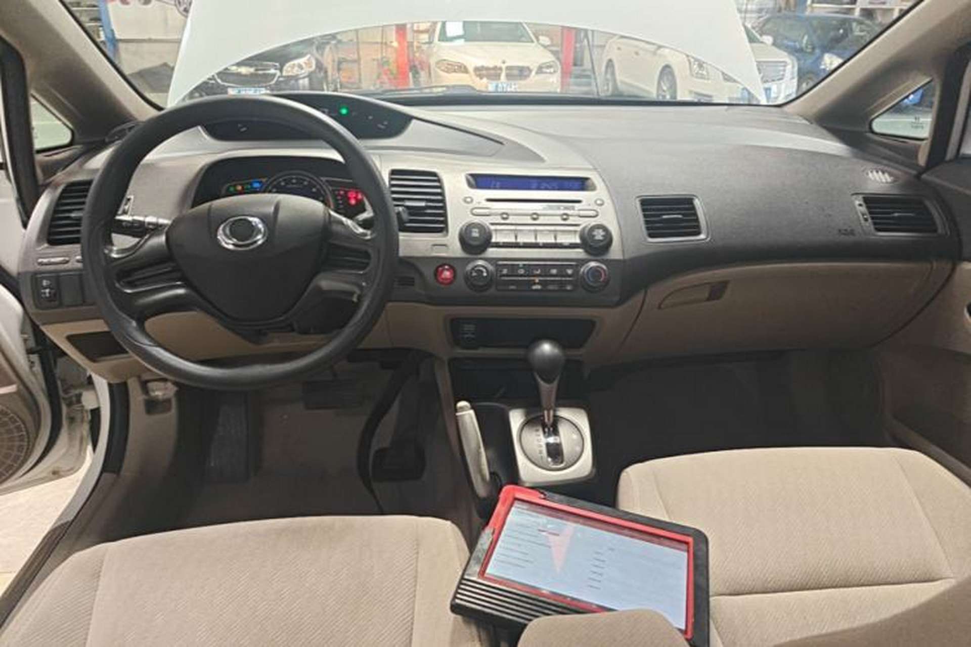 Used CIIMO 2012 1.8L Automatic Center Console