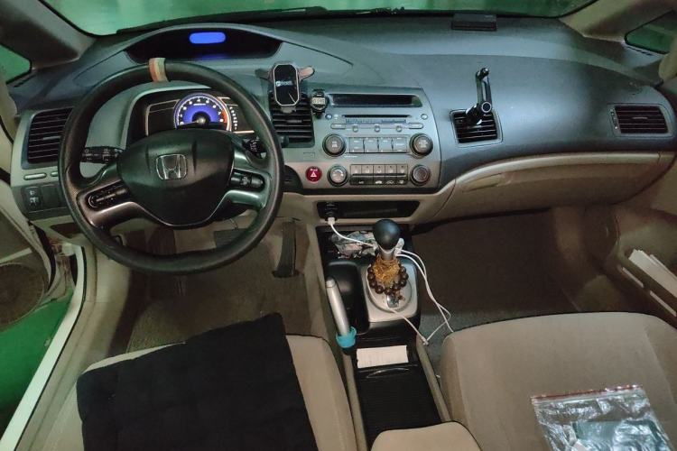 Used CIIMO 2012 1.8L Automatic Center Console
