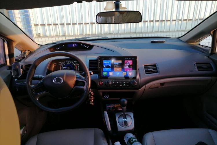 Used CIIMO 2012 1.8L Automatic Center Console