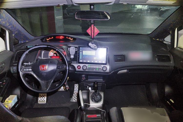 Used CIIMO 2012 1.8L Automatic Center Console