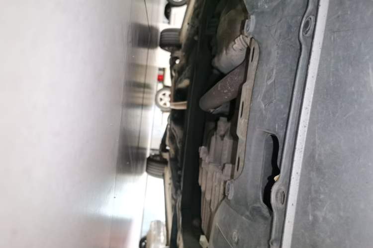 Used CIIMO 2012 1.8L Automatic Chassis Front