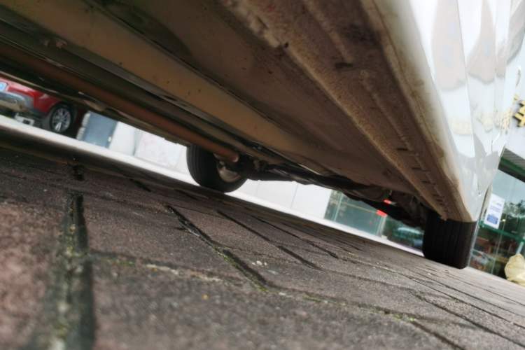 Used CIIMO 2012 1.8L Automatic Chassis Front Left