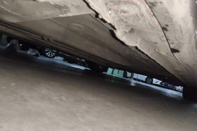 Used CIIMO 2012 1.8L Automatic Chassis Front Left
