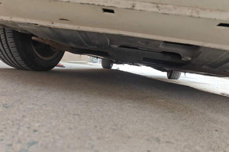 Used CIIMO 2012 1.8L Automatic Chassis Front