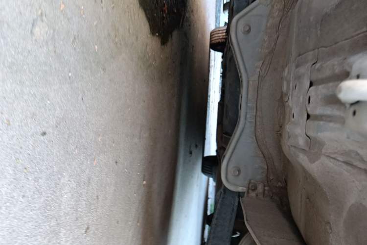Used CIIMO 2012 1.8L Manual Chassis Rear