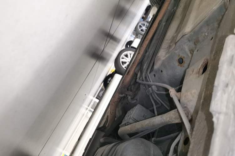 Used CIIMO 2012 1.8L Automatic Chassis Rear Left