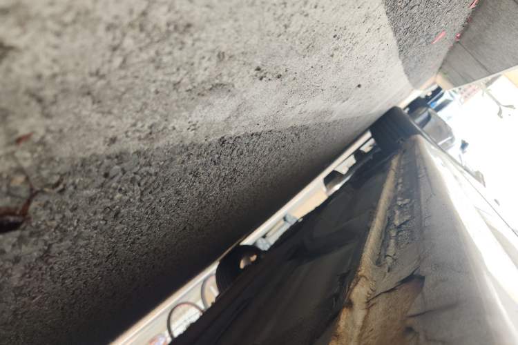 Used CIIMO 2012 1.8L Automatic Chassis Rear Left