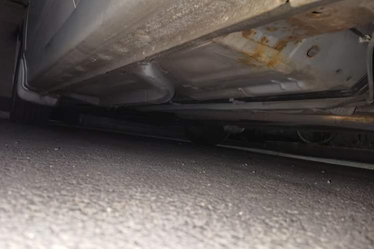 Used CIIMO 2012 1.8L Automatic Chassis Rear Left