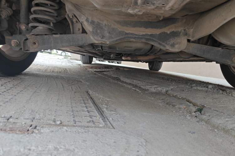 Used CIIMO 2012 1.8L Automatic Chassis Rear