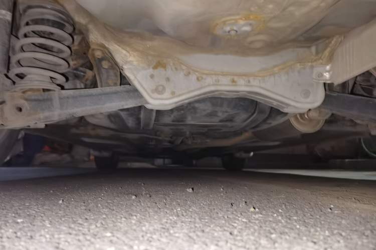 Used CIIMO 2012 1.8L Automatic Chassis Rear