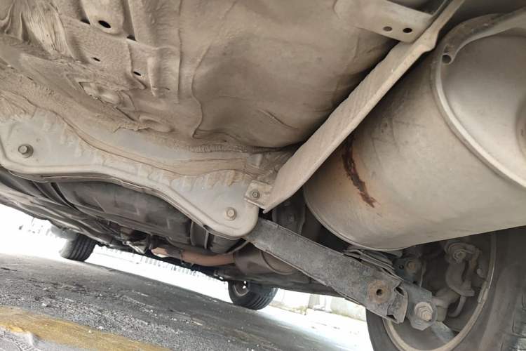 Used CIIMO 2012 1.8L Automatic Chassis Rear