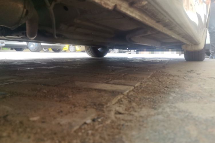 Used CIIMO 2012 1.8L Automatic Chassis Rear Right
