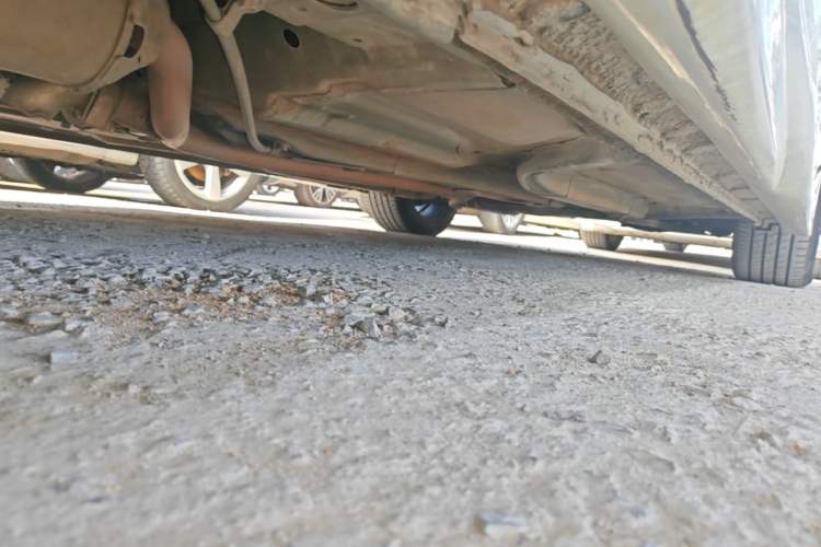 Used CIIMO 2012 1.8L Automatic Chassis Rear Right