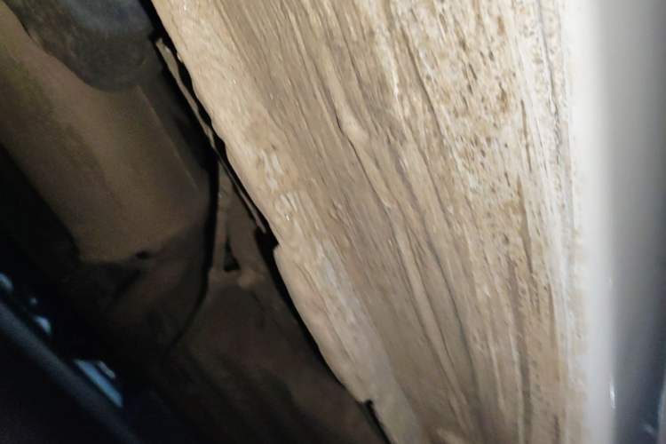 Used CIIMO 2012 1.8L Automatic Chassis Rear Right