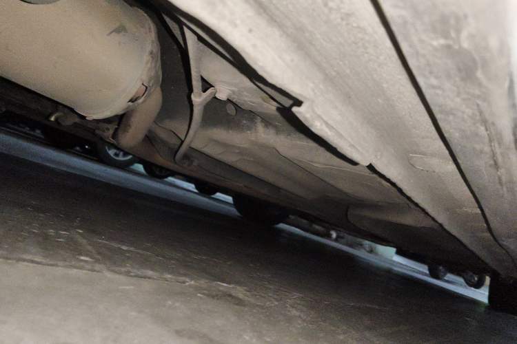 Used CIIMO 2012 1.8L Automatic Chassis Rear Right