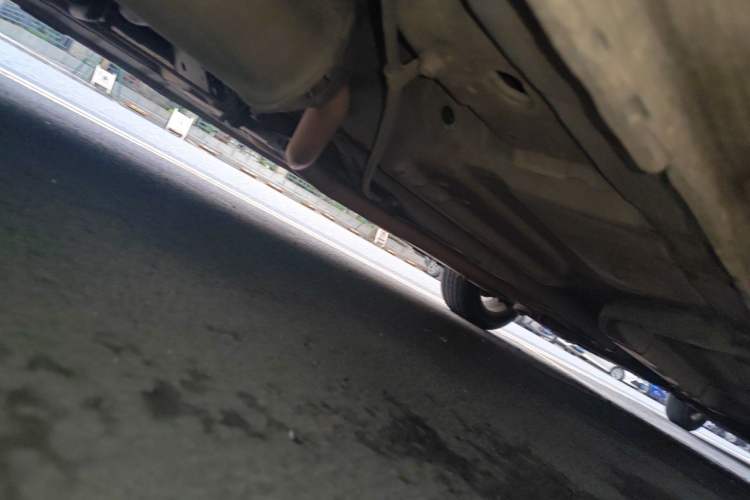 Used CIIMO 2012 1.8L Automatic Chassis Rear Right