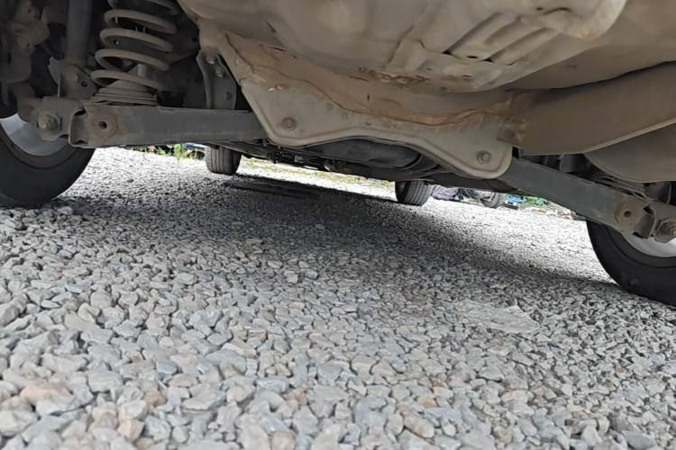 Used CIIMO 2012 1.8L Automatic Chassis Rear