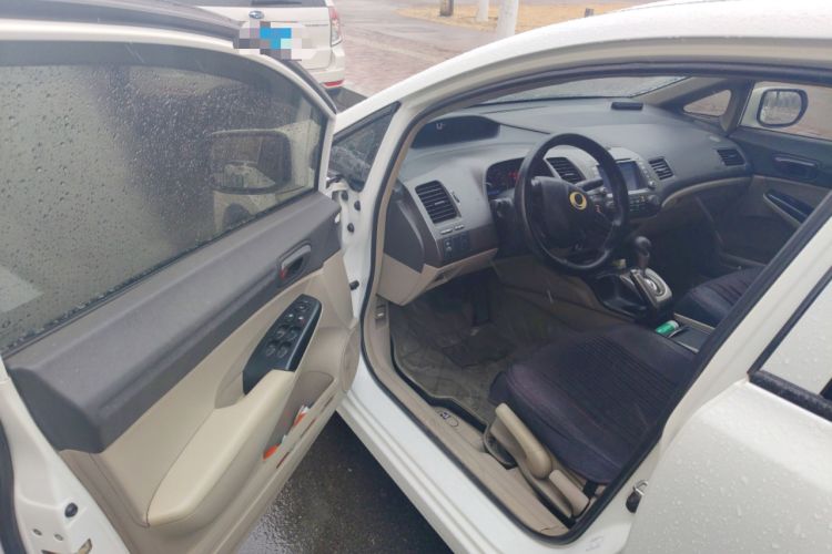Used CIIMO 2012 1.8L Automatic Driver Seat