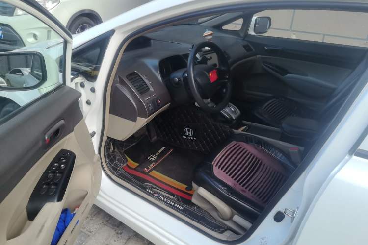 Used CIIMO 2012 1.8L Automatic Driver Seat