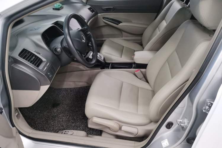 Used CIIMO 2012 1.8L Automatic Driver Seat