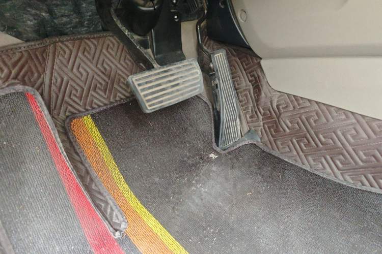 Used CIIMO 2012 1.8L Automatic Driver Seat