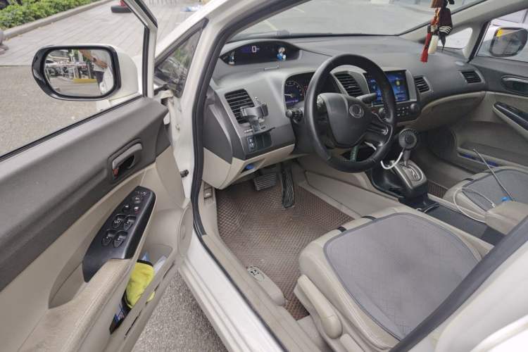 Used CIIMO 2012 1.8L Automatic Driver Seat