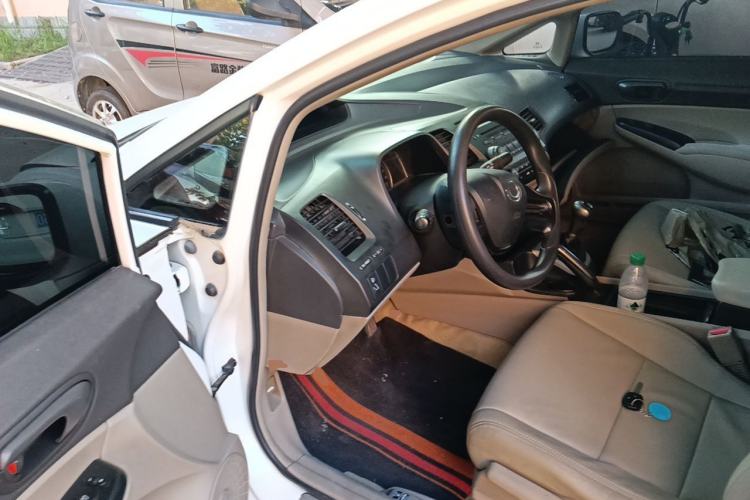Used CIIMO 2012 1.8L Manual Driver Seat