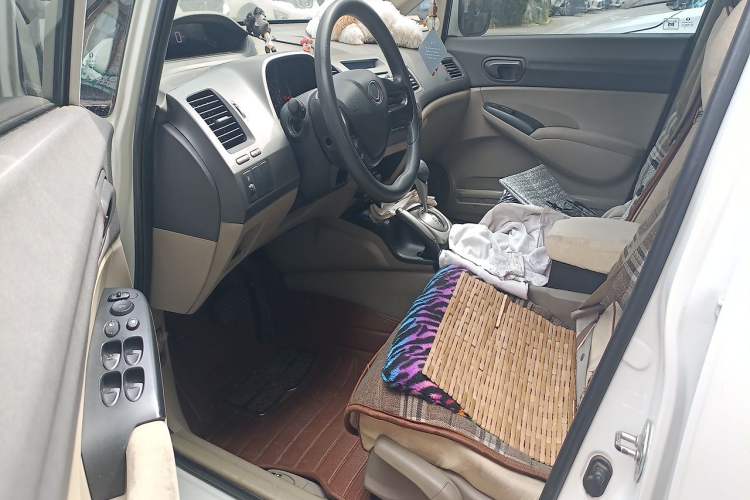 Used CIIMO 2012 1.8L Automatic Driver Seat