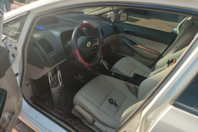 Used CIIMO 2012 1.8L Automatic Driver Seat