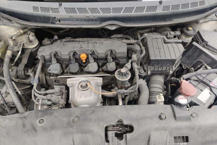 Used CIIMO 2012 1.8L Automatic Engine Bay